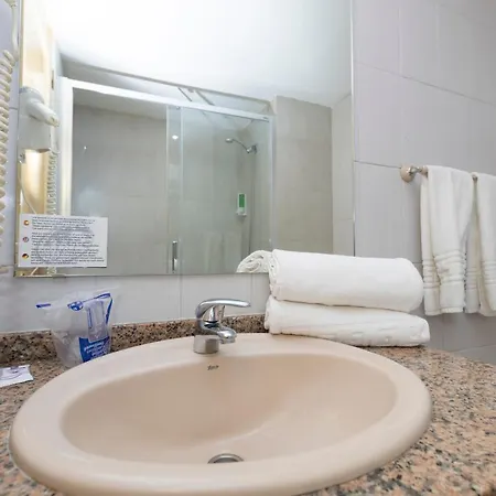Hotel Livvo Veril Playa 3*